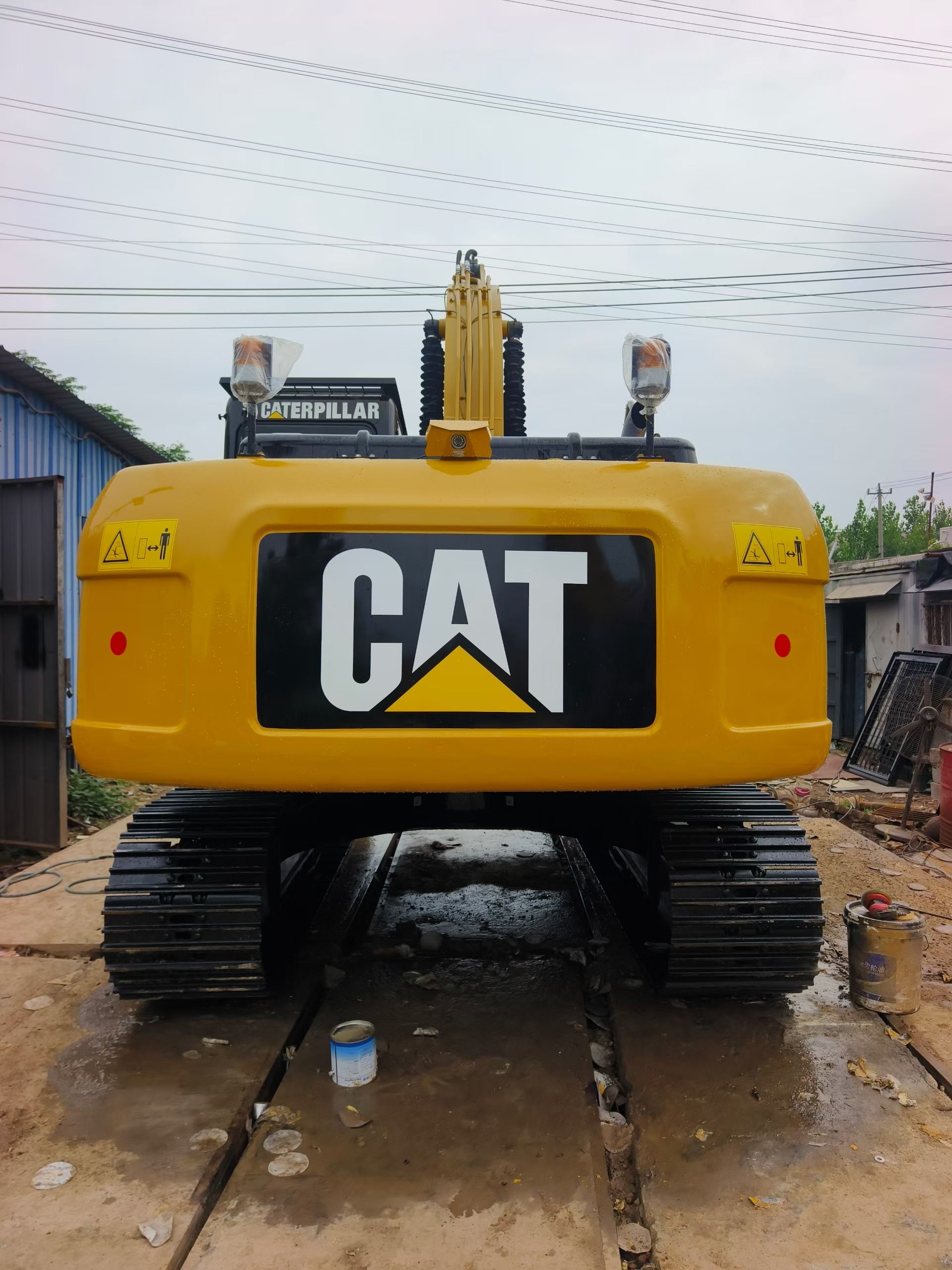 Buy Caterpillar 320D Used Excavator / 7