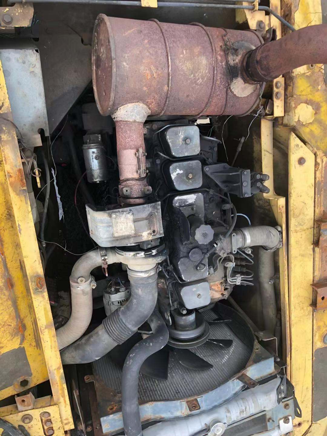 Buy Komatsu PC200-7 Used Excavator / 4