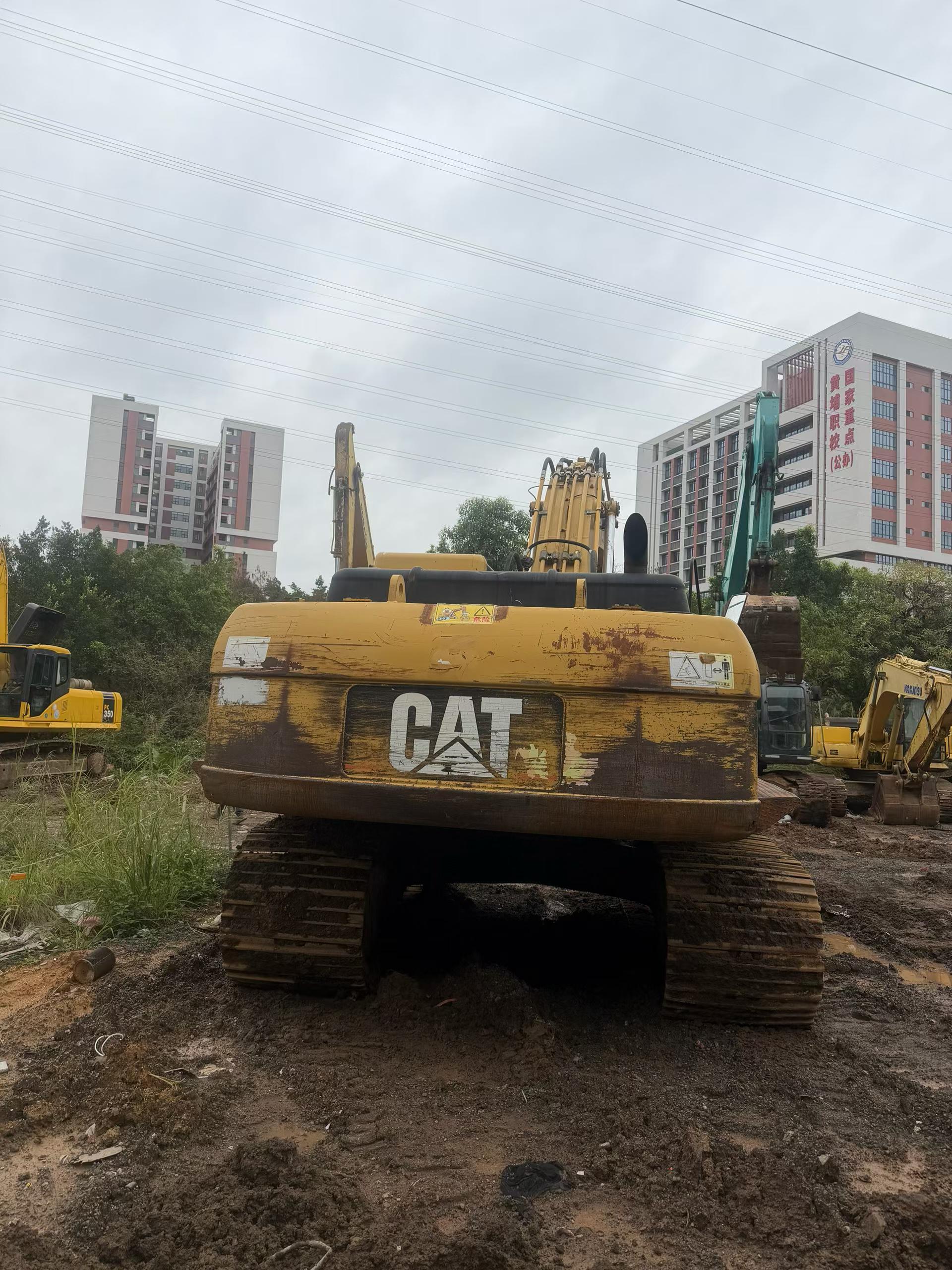 Buy Caterpillar 330C Used Excavator / 4