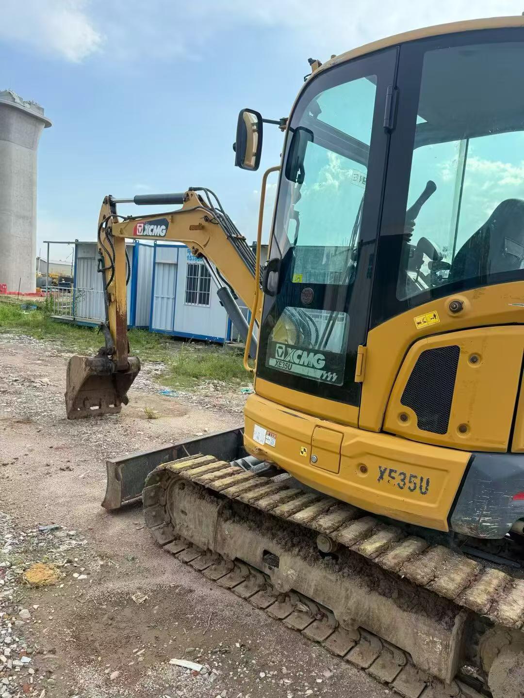 Buy XCMG XE35U Used Excavator / 3