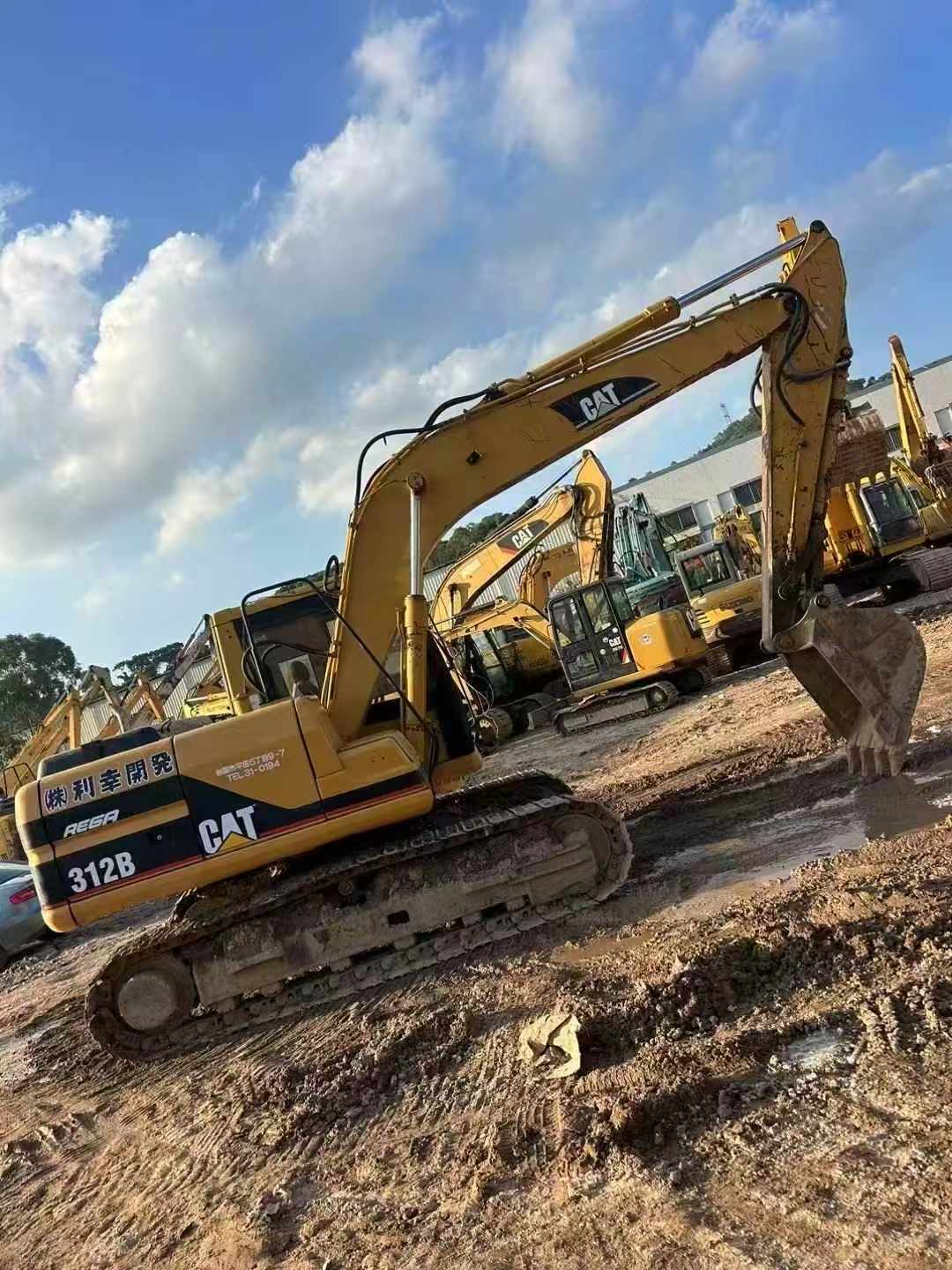 Buy Caterpillar 312B Used Excavator / 4
