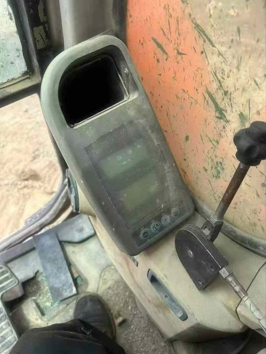 Buy Doosan DH225-7 Used Excavator / 2