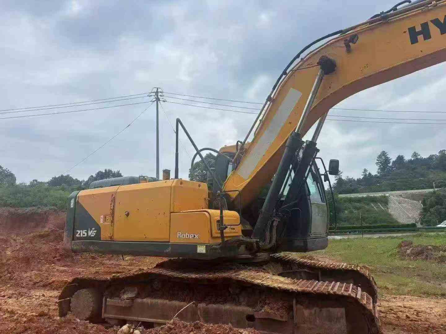Buy Hyundai R215-7 Used Excavator / 7