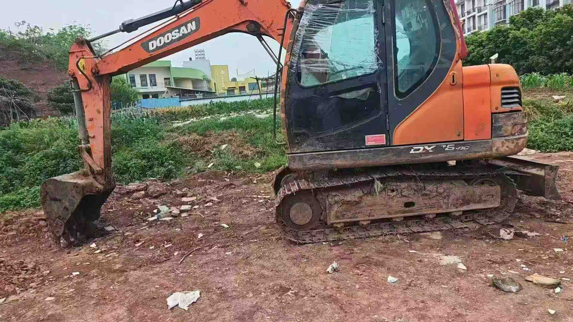 Buy Doosan DX75 Used Excavator / 2