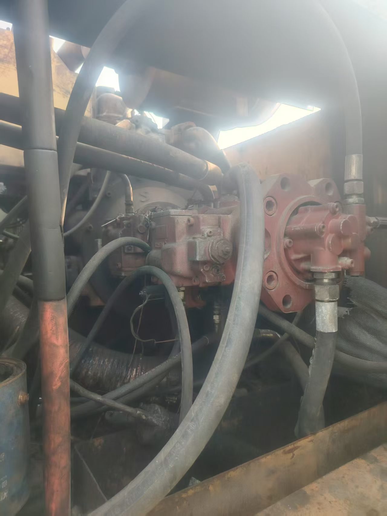 Buy Komatsu PC200-5 Used Excavator / 8