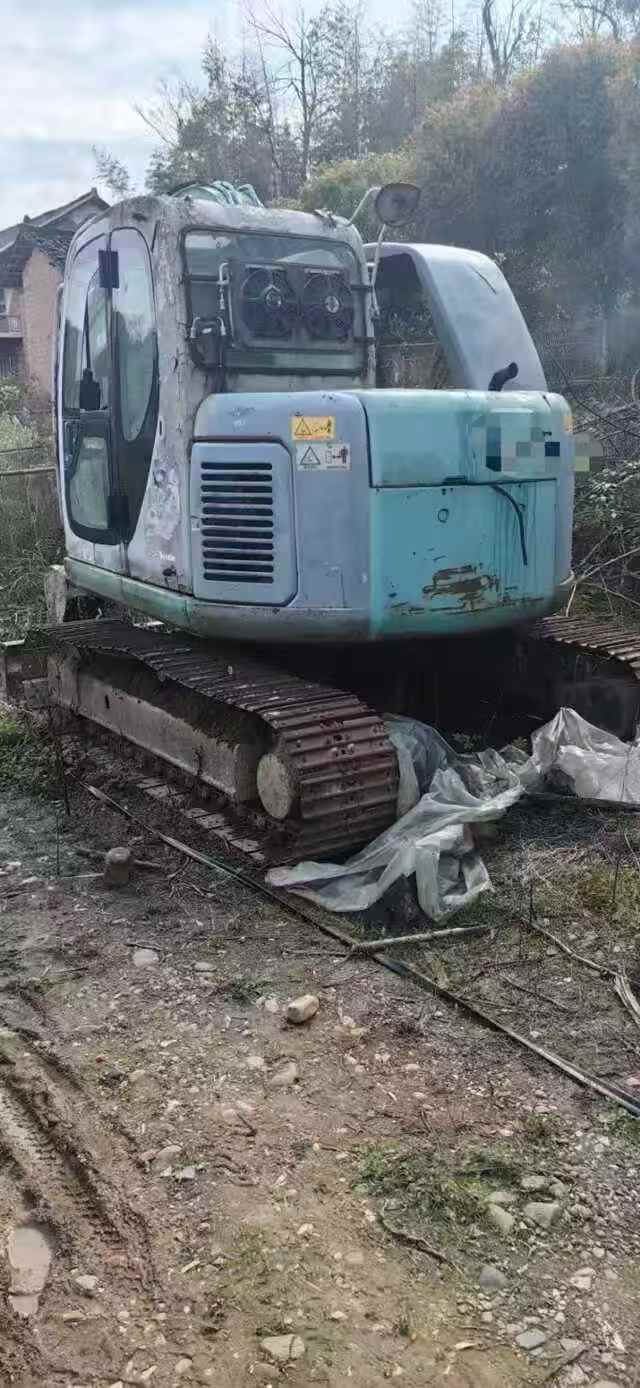 Buy Kobelco SK60 Used Excavator / 2