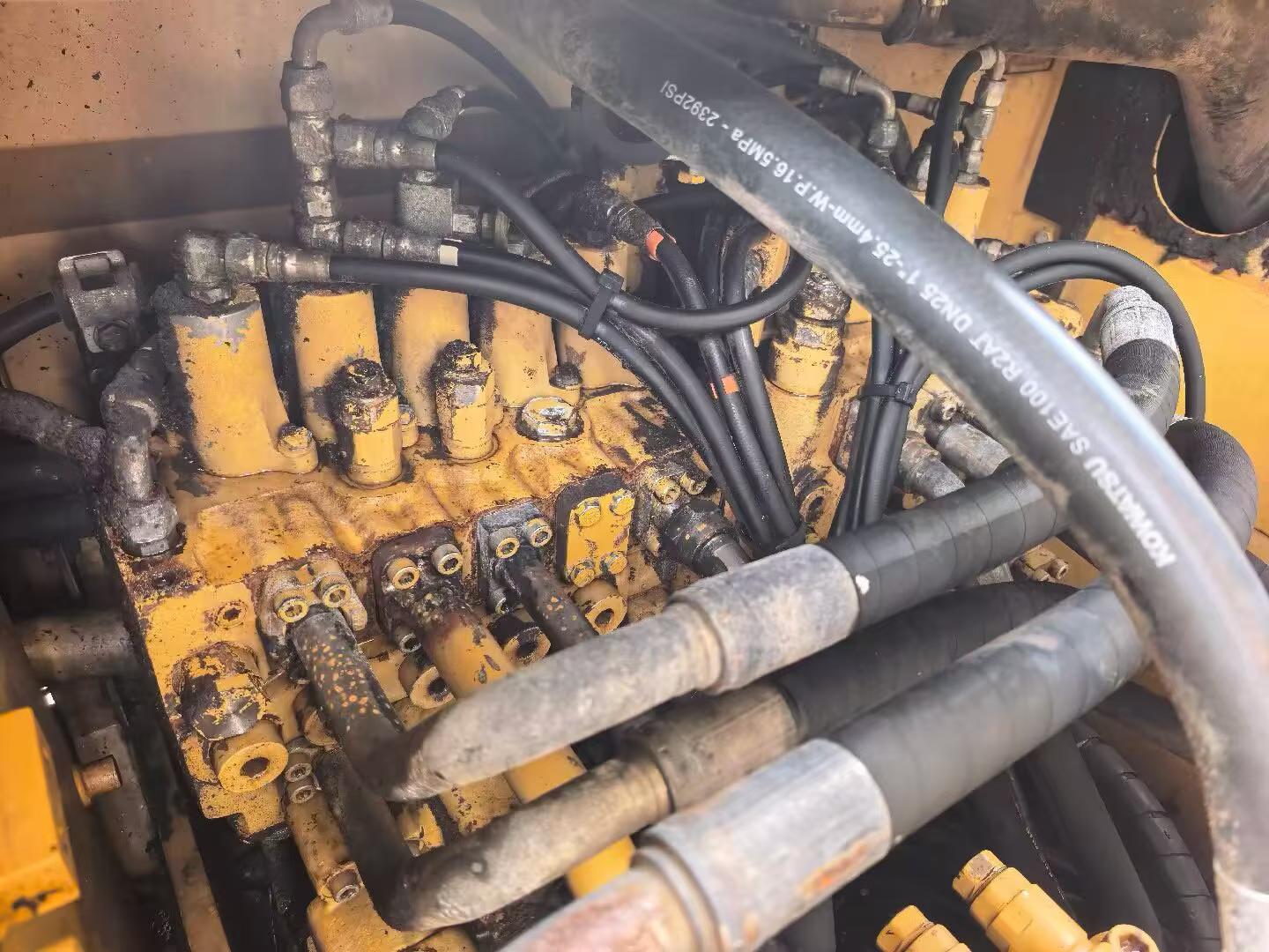 Buy Caterpillar 320D Used Excavator / 7