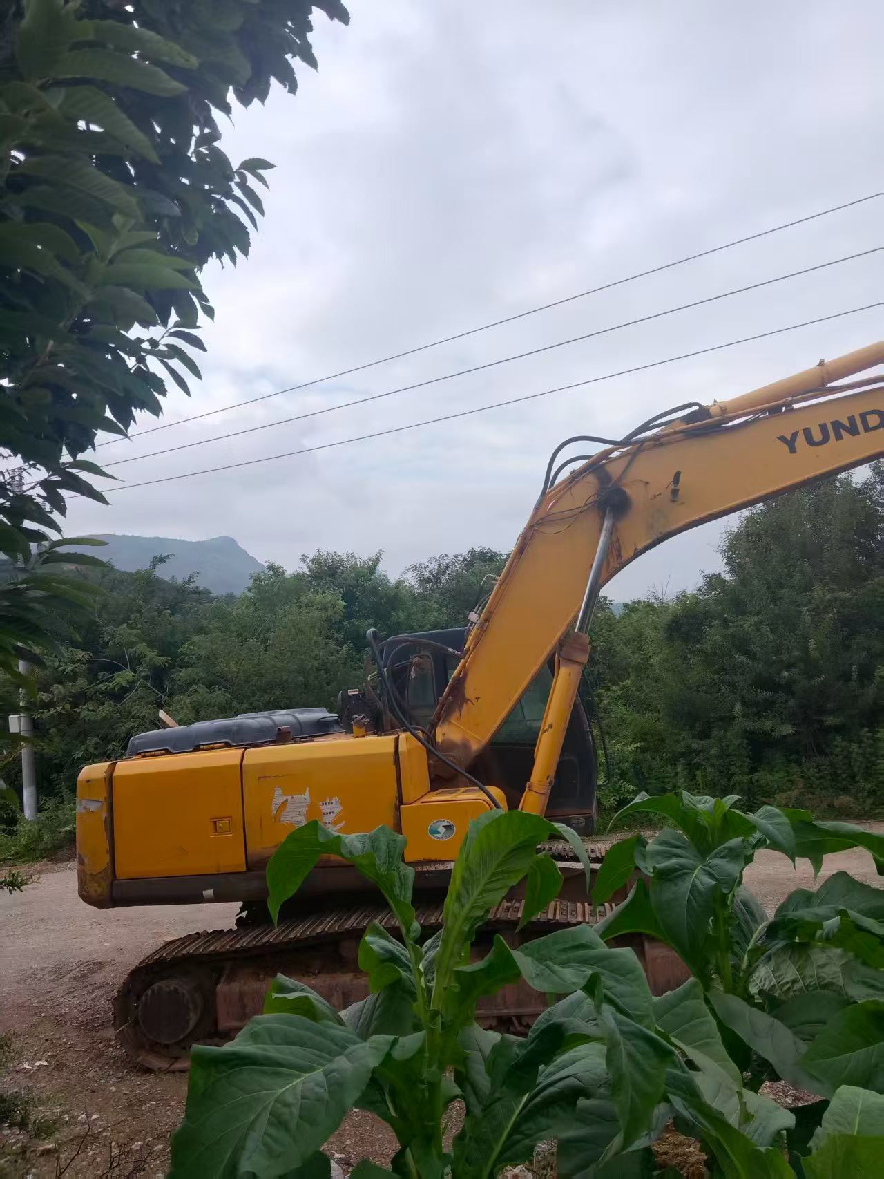 Buy Hyundai R225-7 Used Excavator / 2