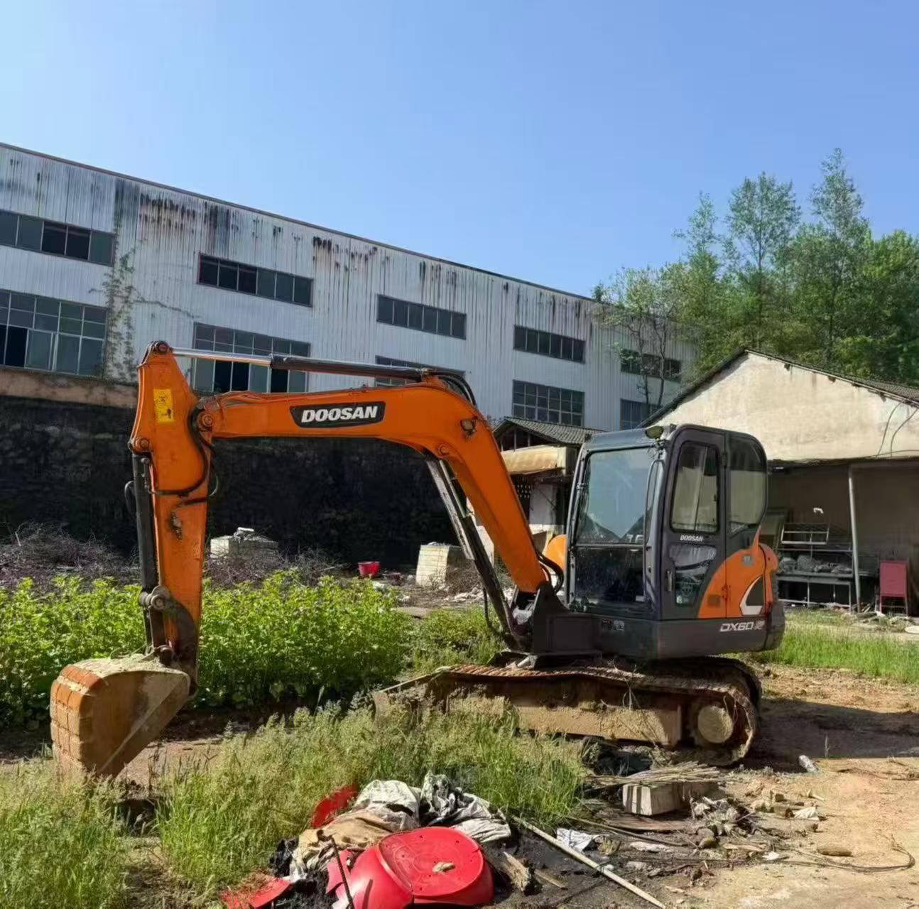 Buy Doosan DH55 Used Excavator / 6