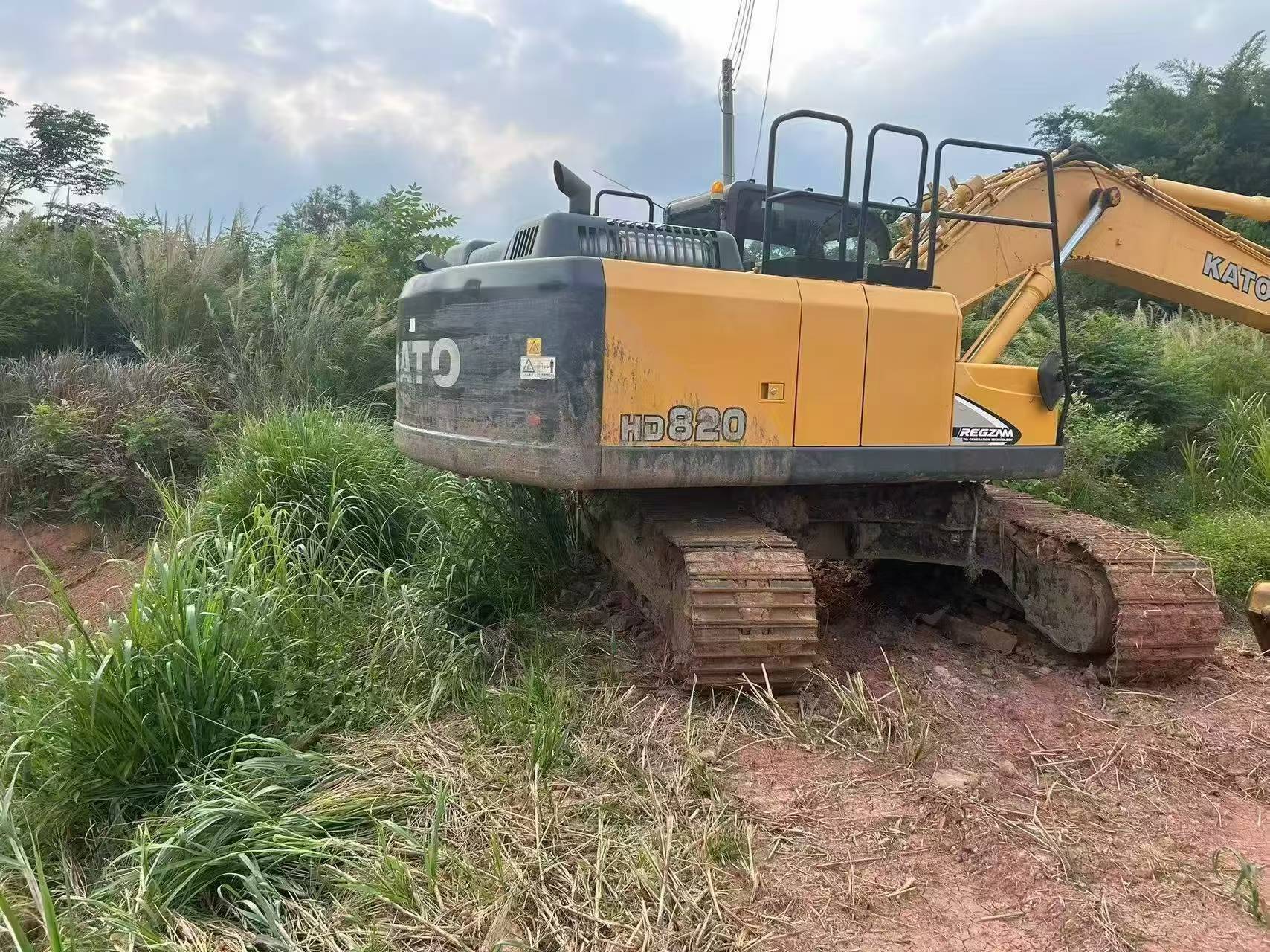 Buy Kato HD820-7 Used Excavator / 7