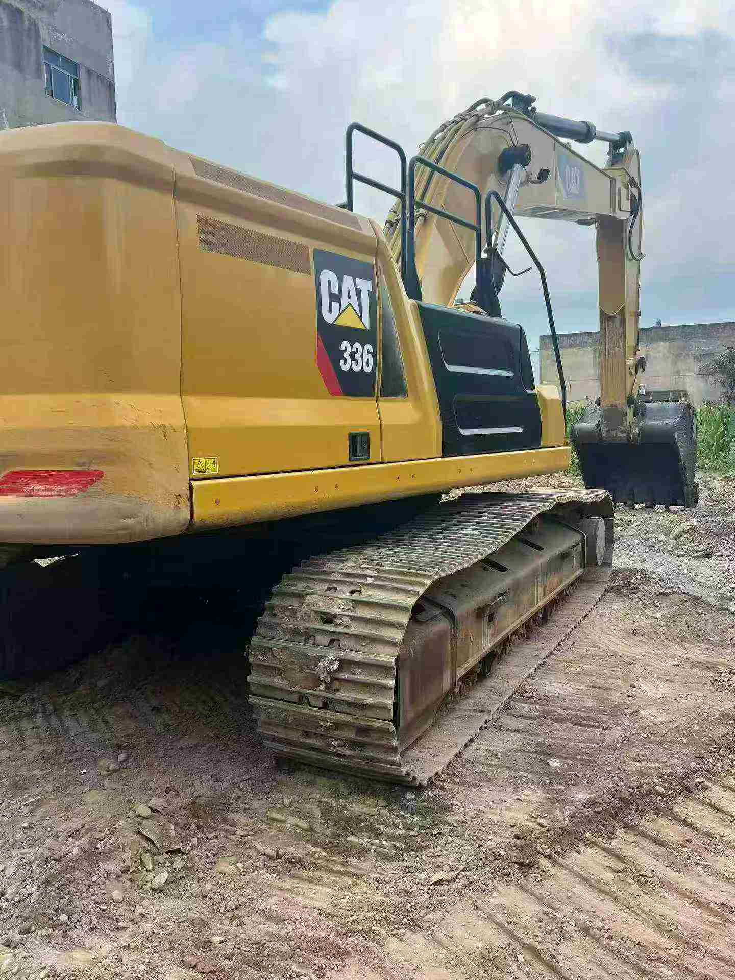 Buy Caterpillar 336E Used Excavator / 4