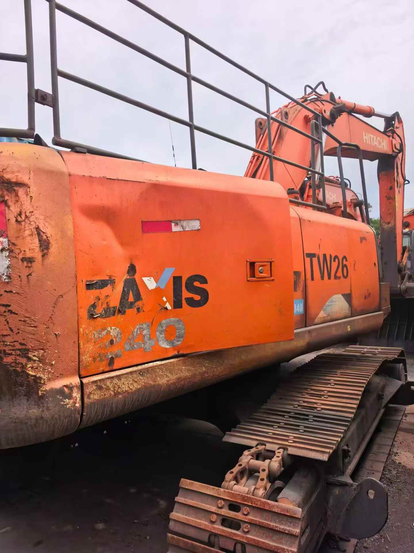 Buy Hitachi EX240-5 Used Excavator / 3