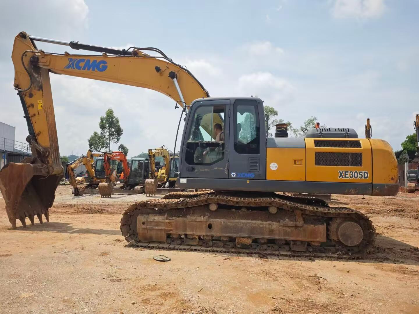 Buy XCMG XE305D Used Excavator / 5