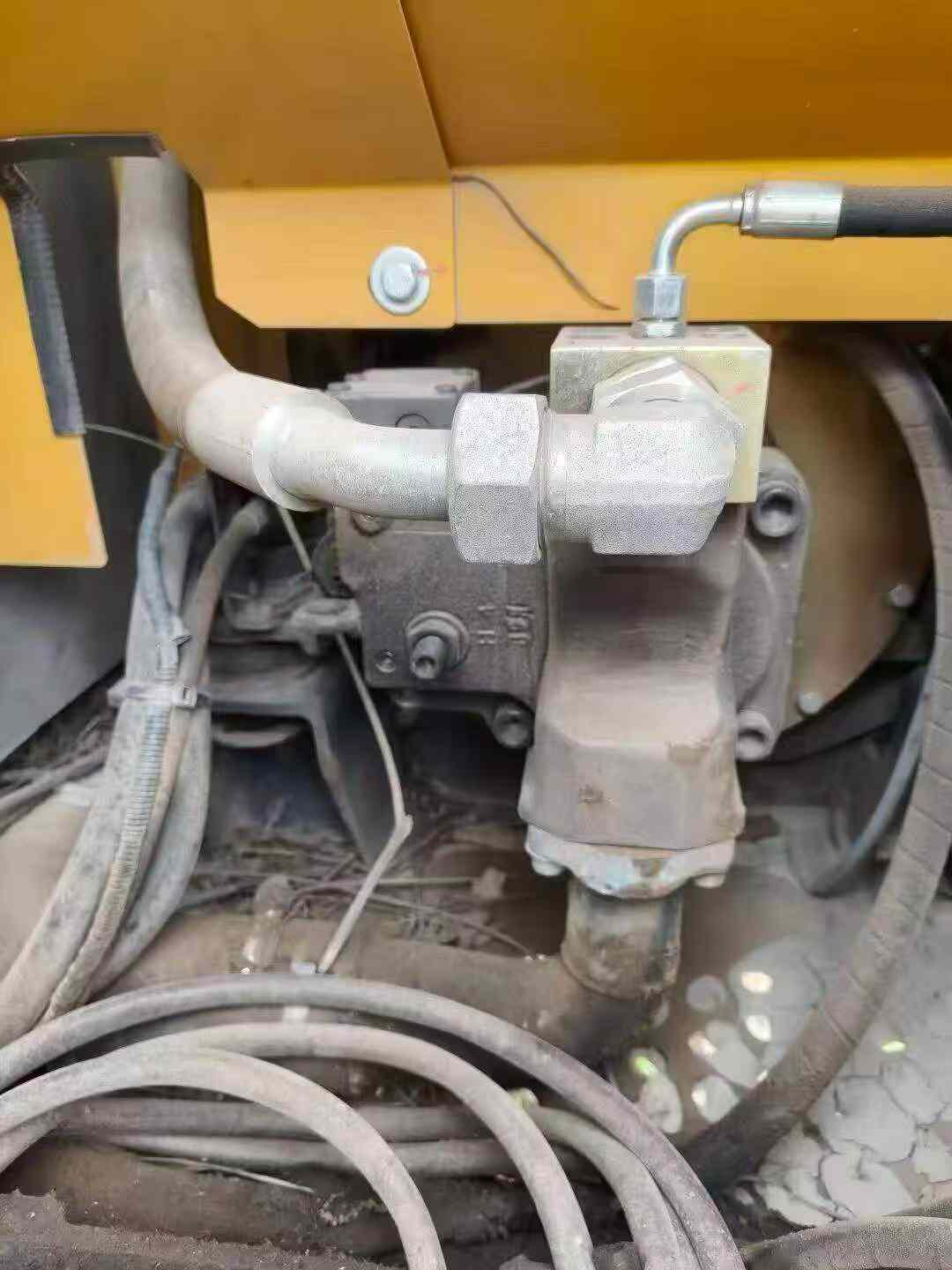 Buy XCMG XE75C Used Excavator / 5