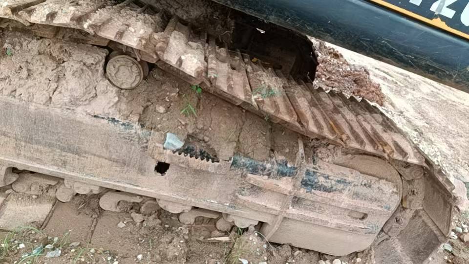 Buy Sany SY200C Used Excavator / 6