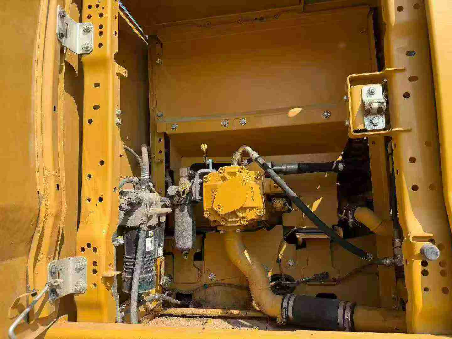 Buy Caterpillar 320GC Used Excavator / 9