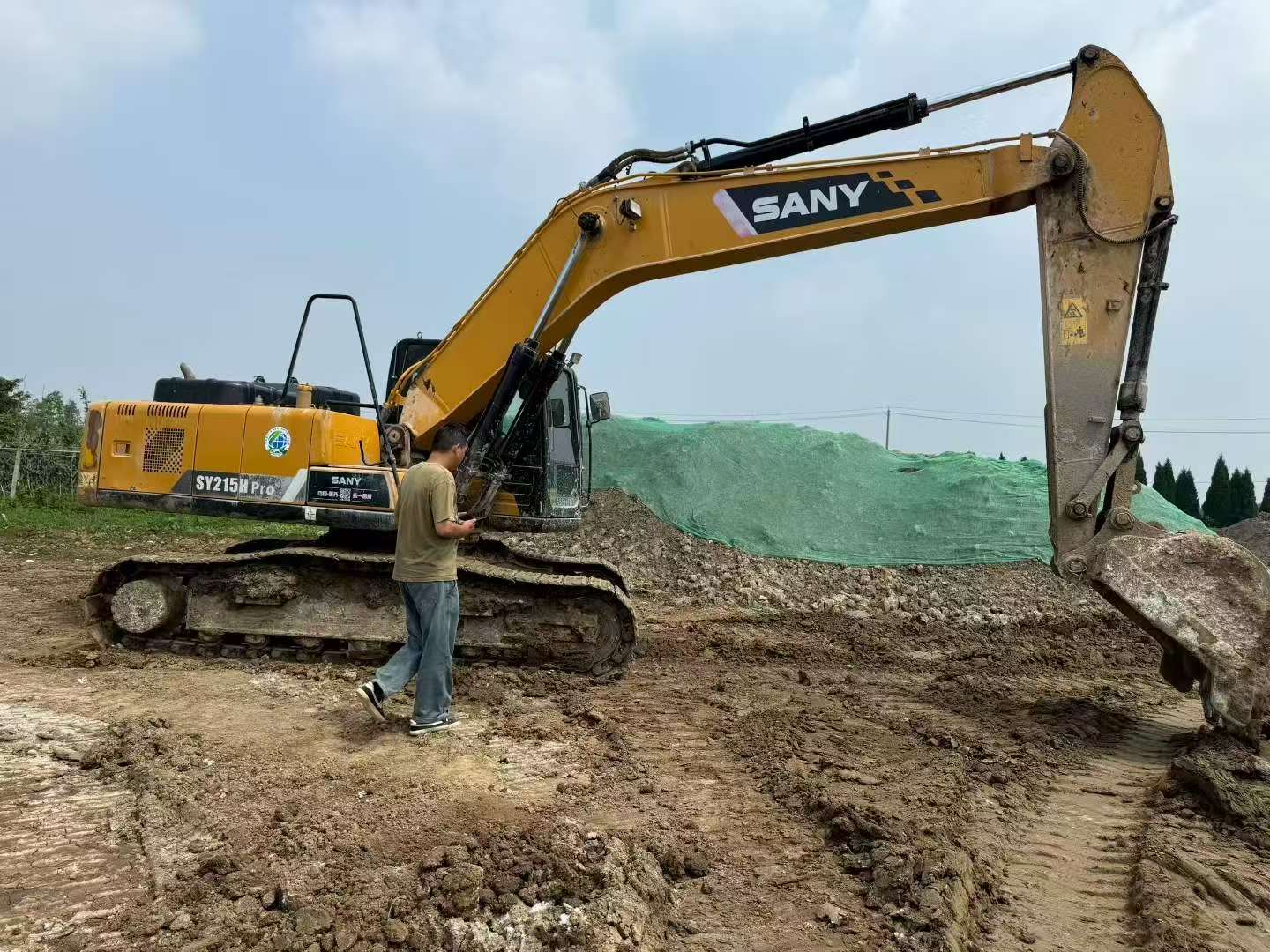 Buy Sany SY205C Used Excavator / 2
