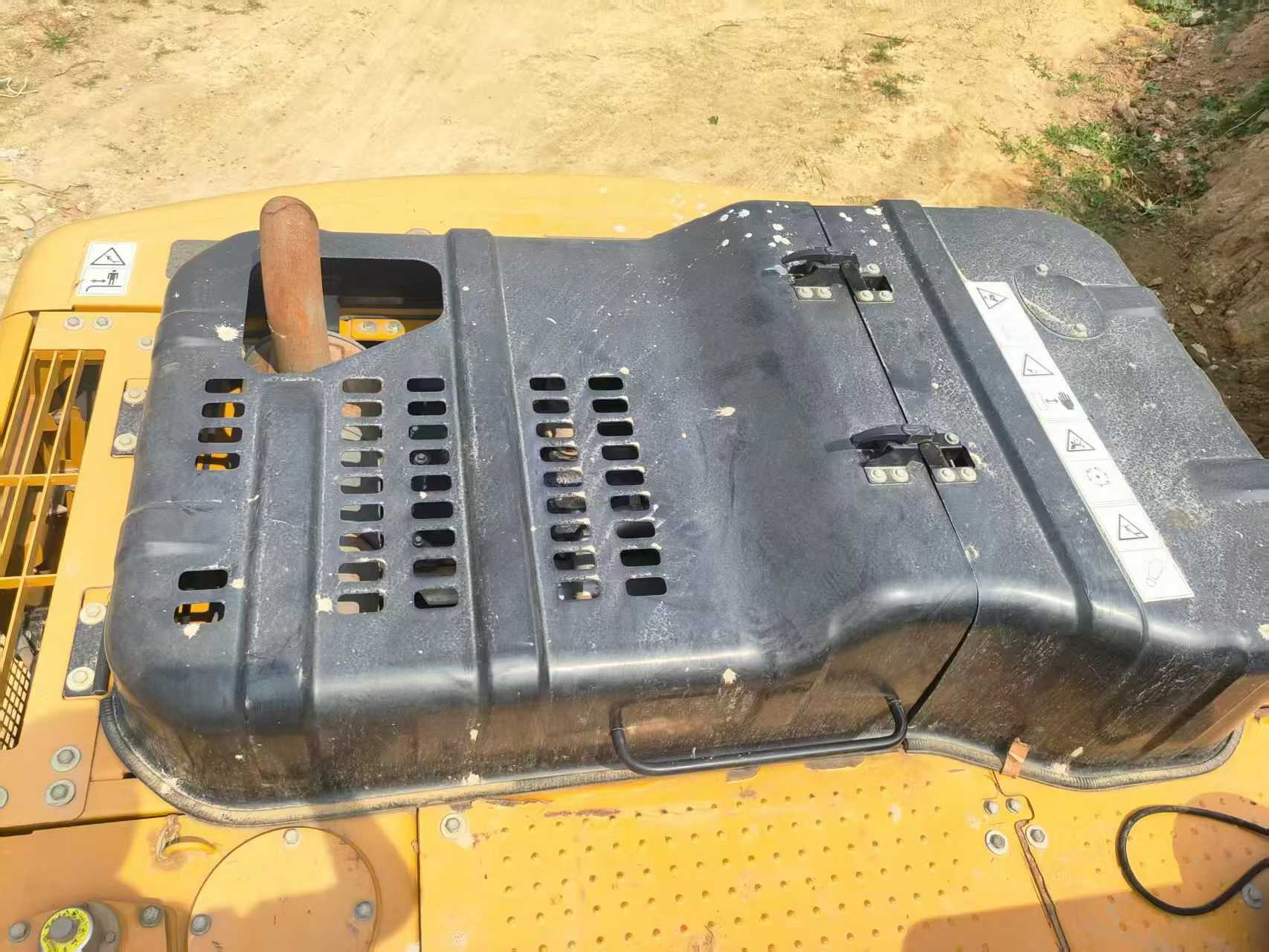 Buy Sany SY200C Used Excavator / 8