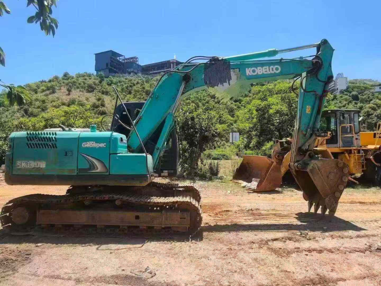 Buy Kobelco SK140 Used Excavator / 3