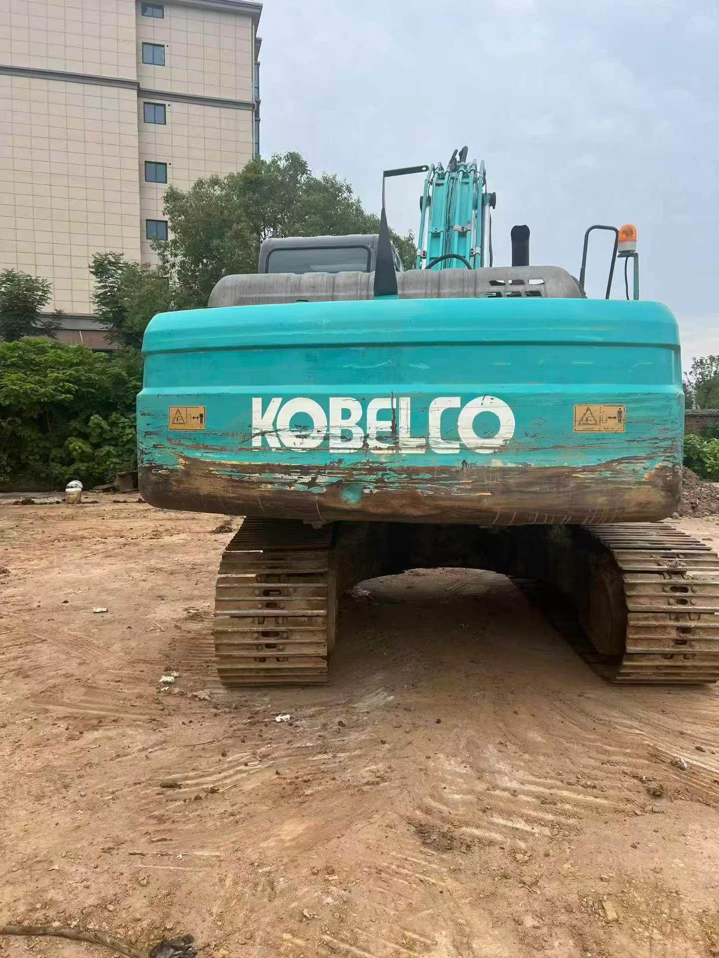 Buy Kobelco SK200-2 Used Excavator / 3