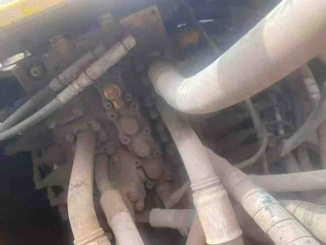 Buy Komatsu HB215LC-1 Used Excavator / 5