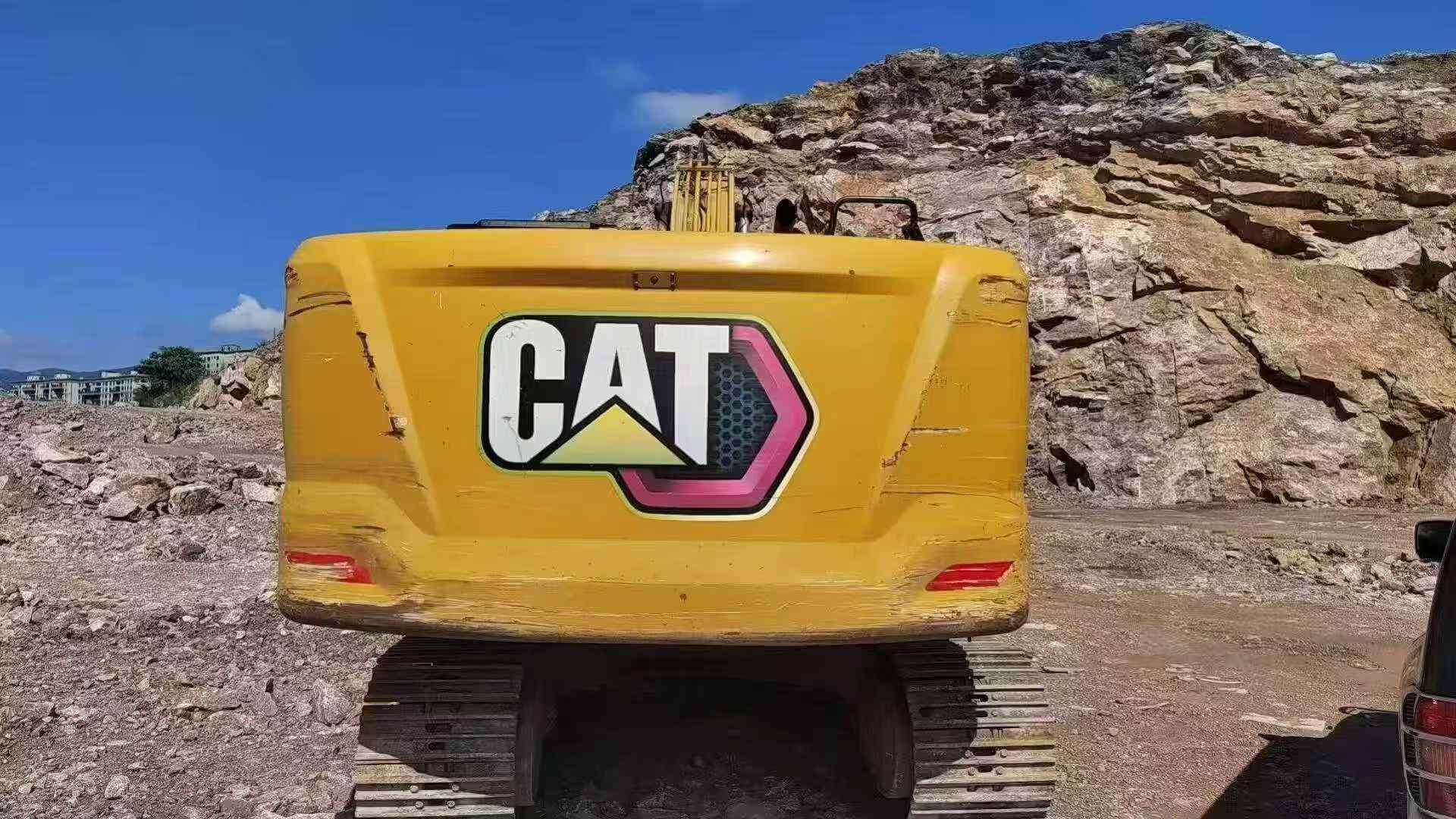 Buy Caterpillar 320A Used Excavator / 4