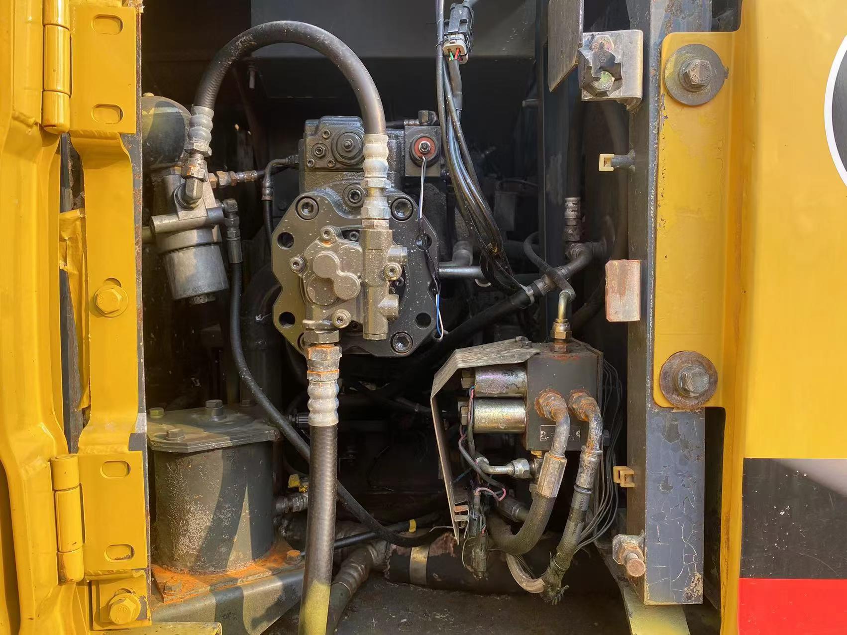 Buy Sumitomo SH120 Used Excavator / 8