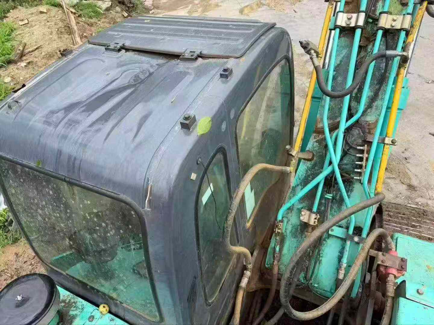 Buy Kobelco SK140 Used Excavator / 3