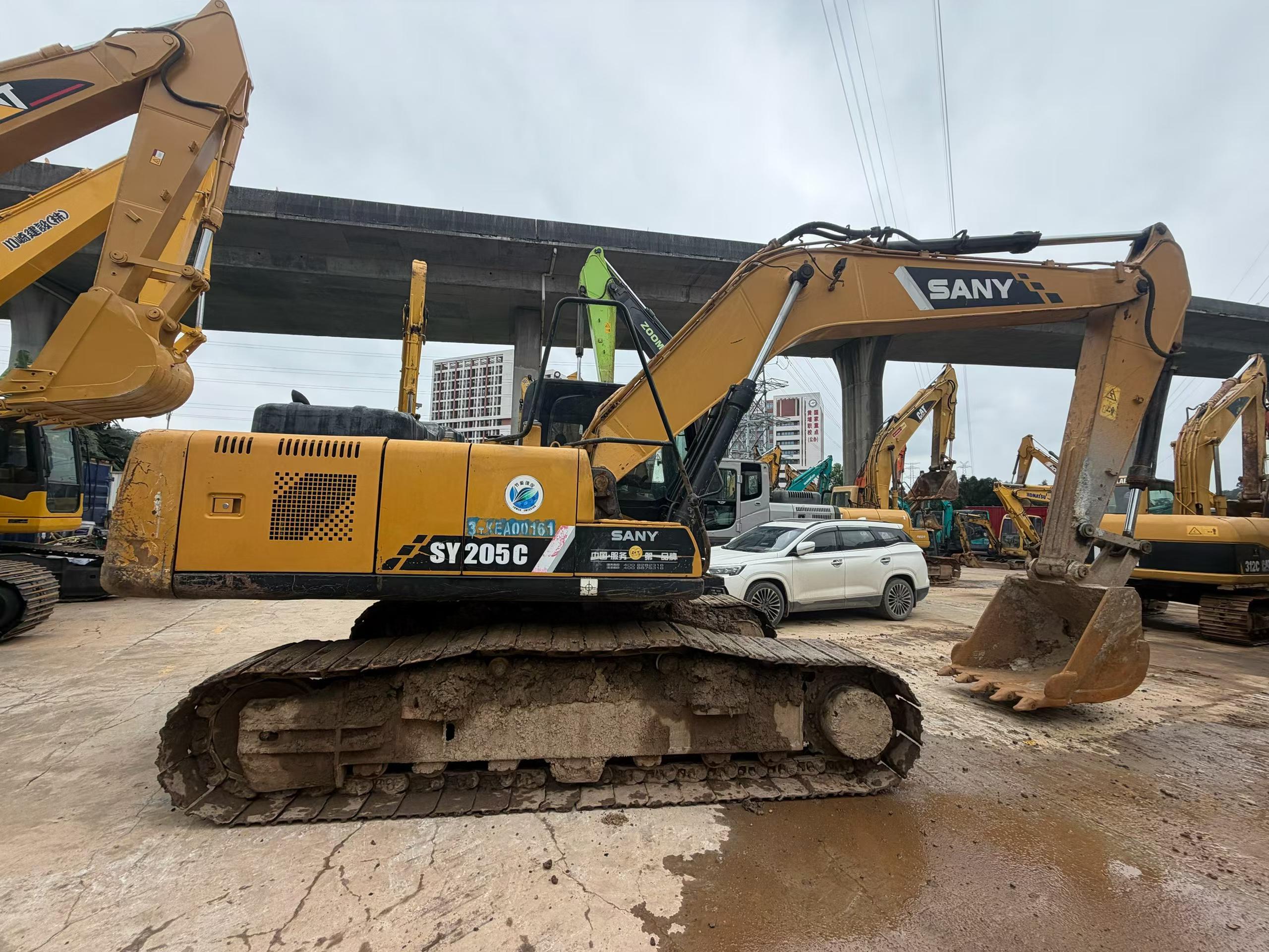 Buy Sany SY205C Used Excavator / 4