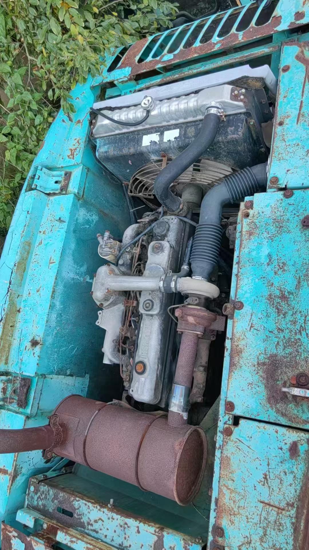 Buy Kobelco SK200-5.5 Used Excavator / 3