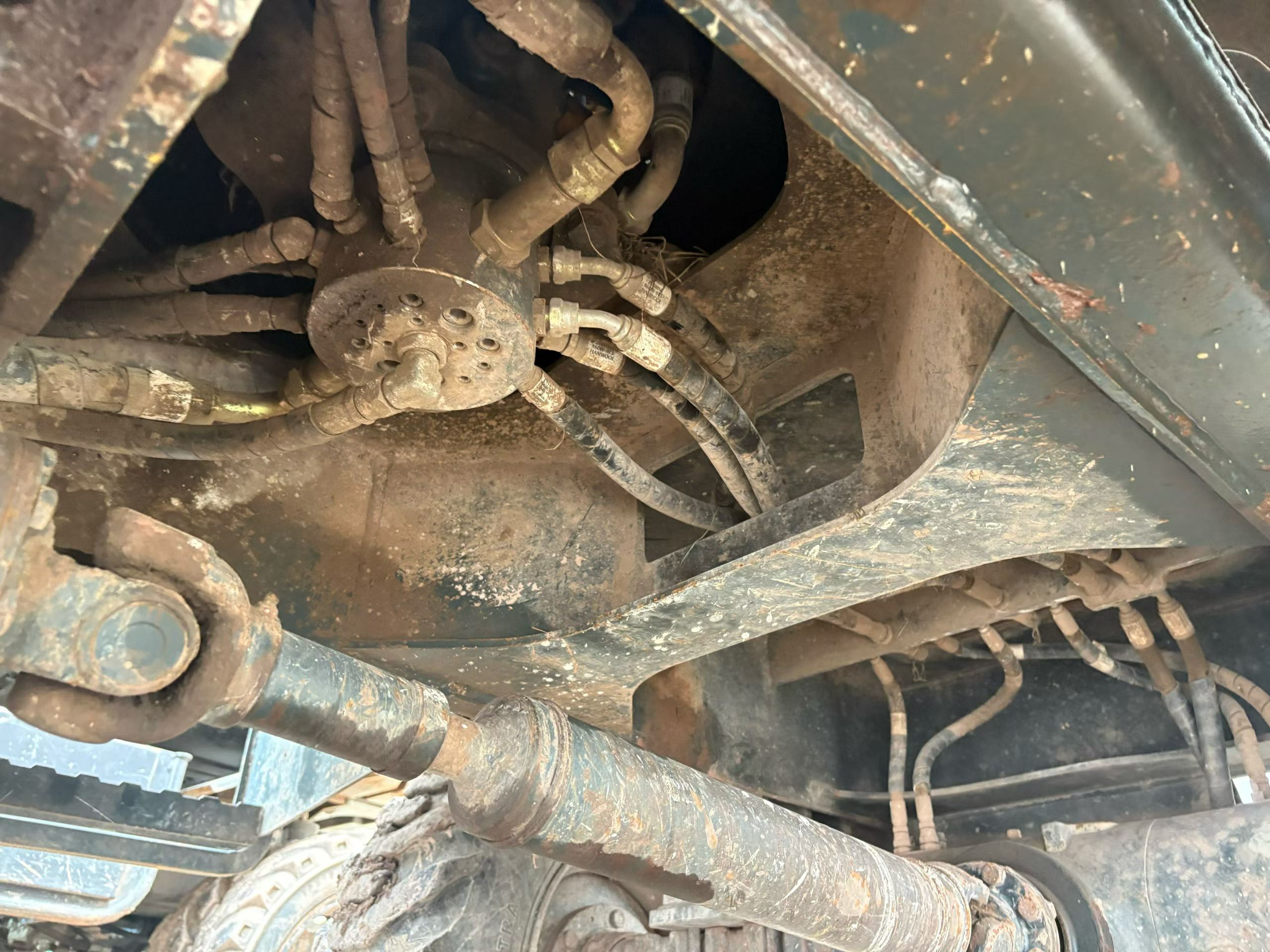 Buy Hyundai HX60 Used Excavator / 7