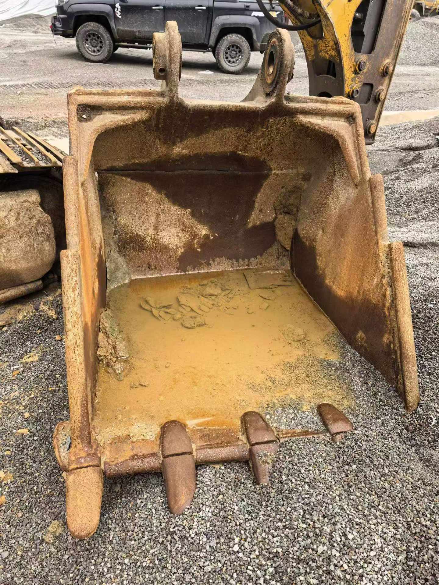 Buy Hyundai R215-7 Used Excavator / 6
