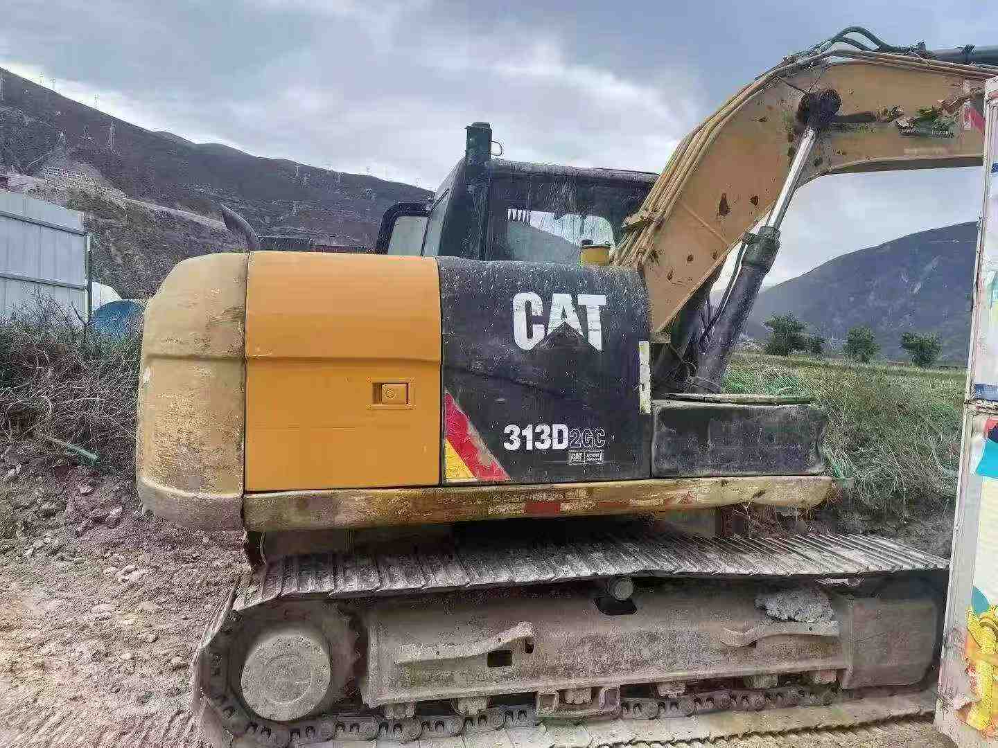 Buy Caterpillar 313D Used Excavator / 5