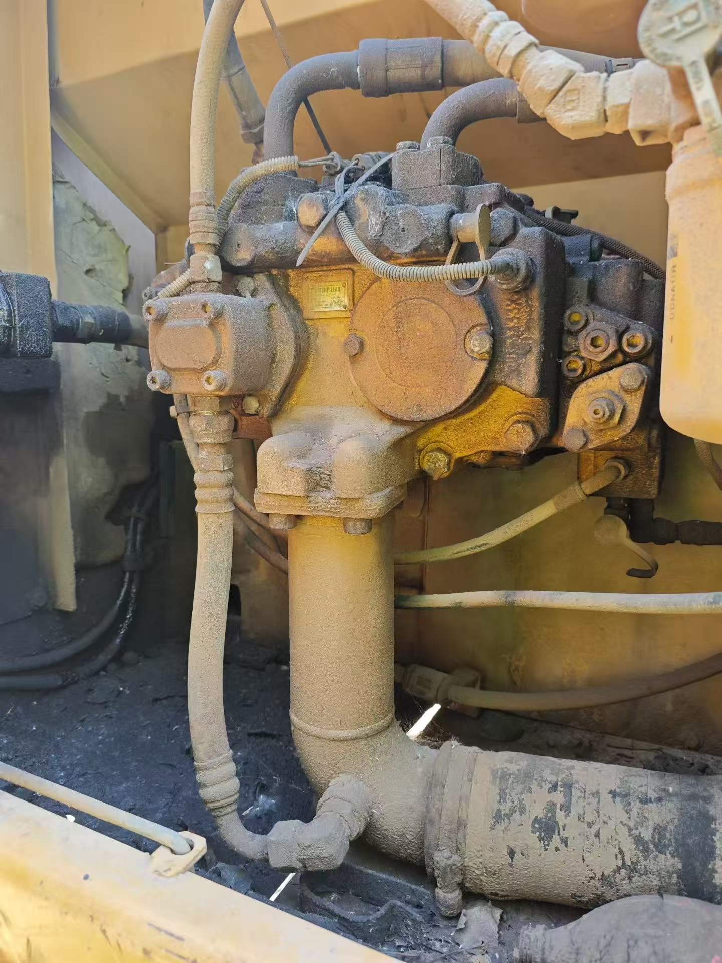Buy Caterpillar 324D Used Excavator / 9
