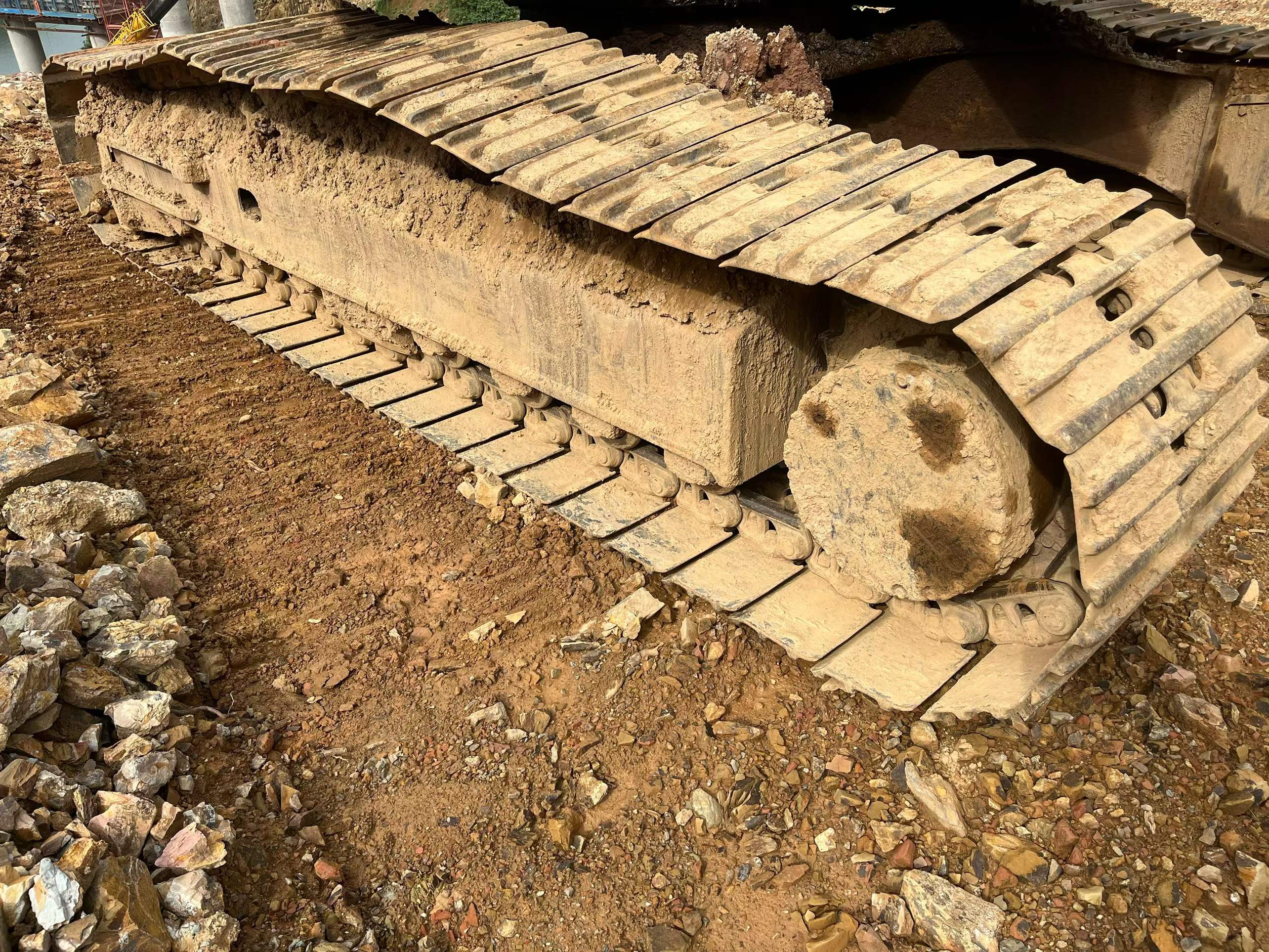 Buy Doosan DH225-7 Used Excavator / 3