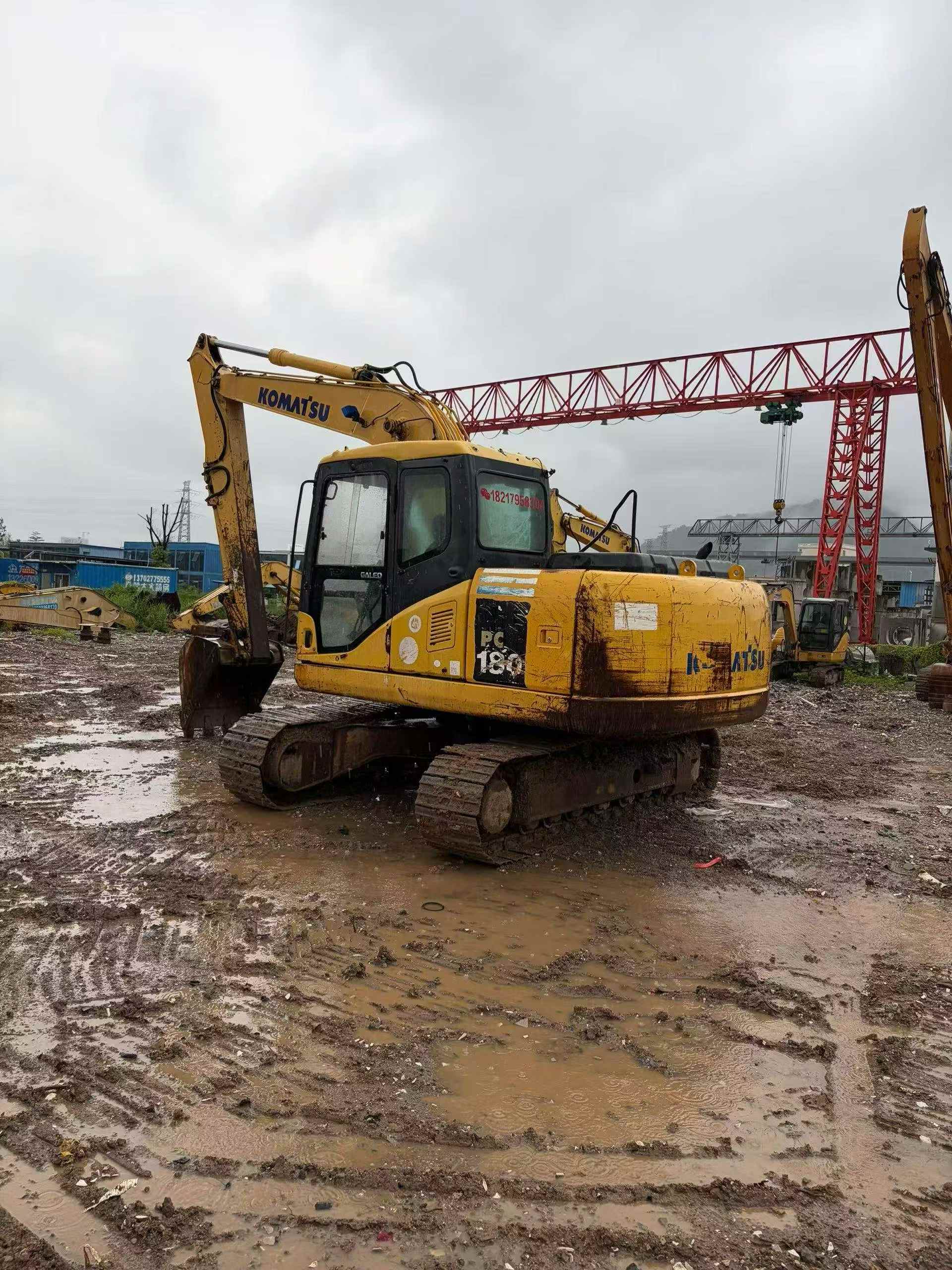 Buy Komatsu PC130 Used Excavator / 5