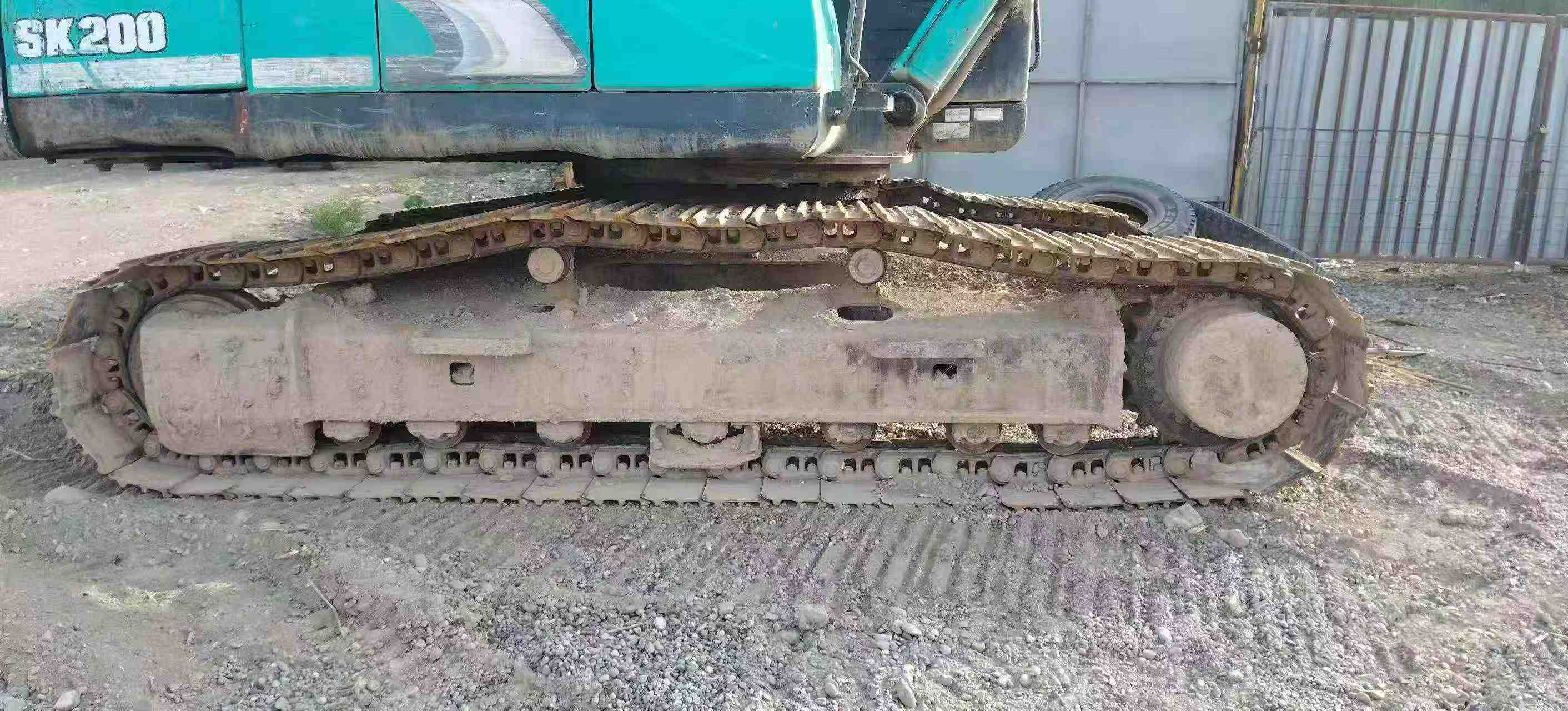 Buy Kobelco SK2008 Used Excavator / 6