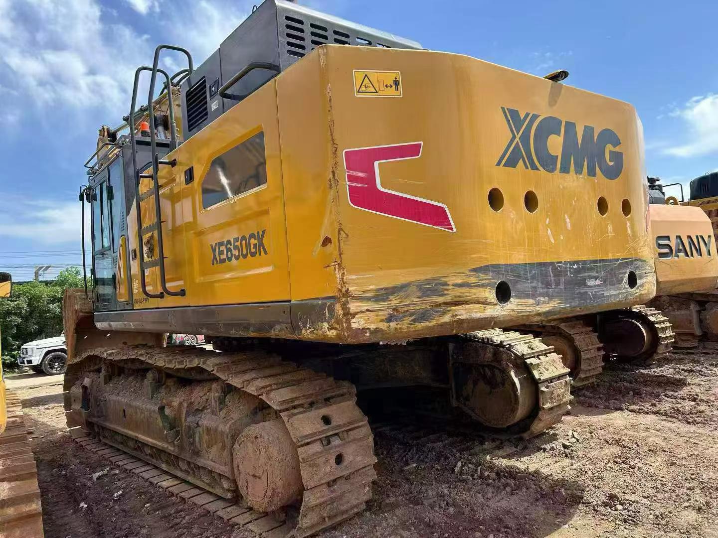 Buy XCMG XE650DP Used Excavator / 2