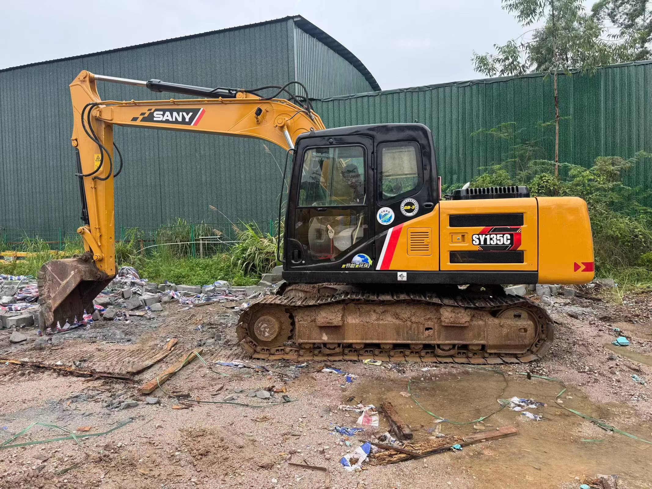 Buy Sany SY135 Used Excavator / 3
