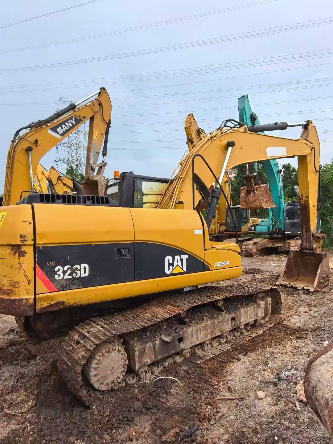 Buy Caterpillar 320D Used Excavator / 3