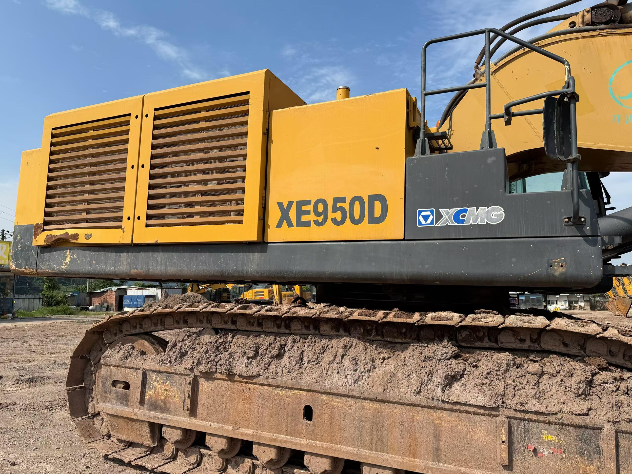 Buy XCMG XE900C Used Excavator / 5