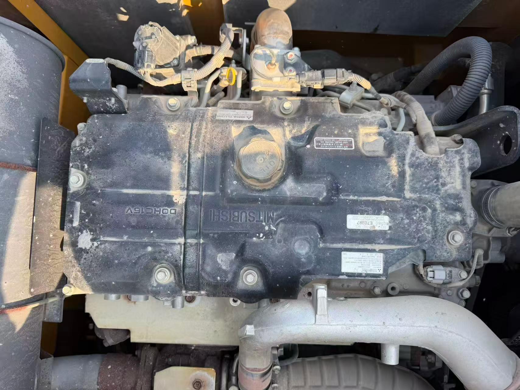 Buy Sany SY205C Used Excavator / 8