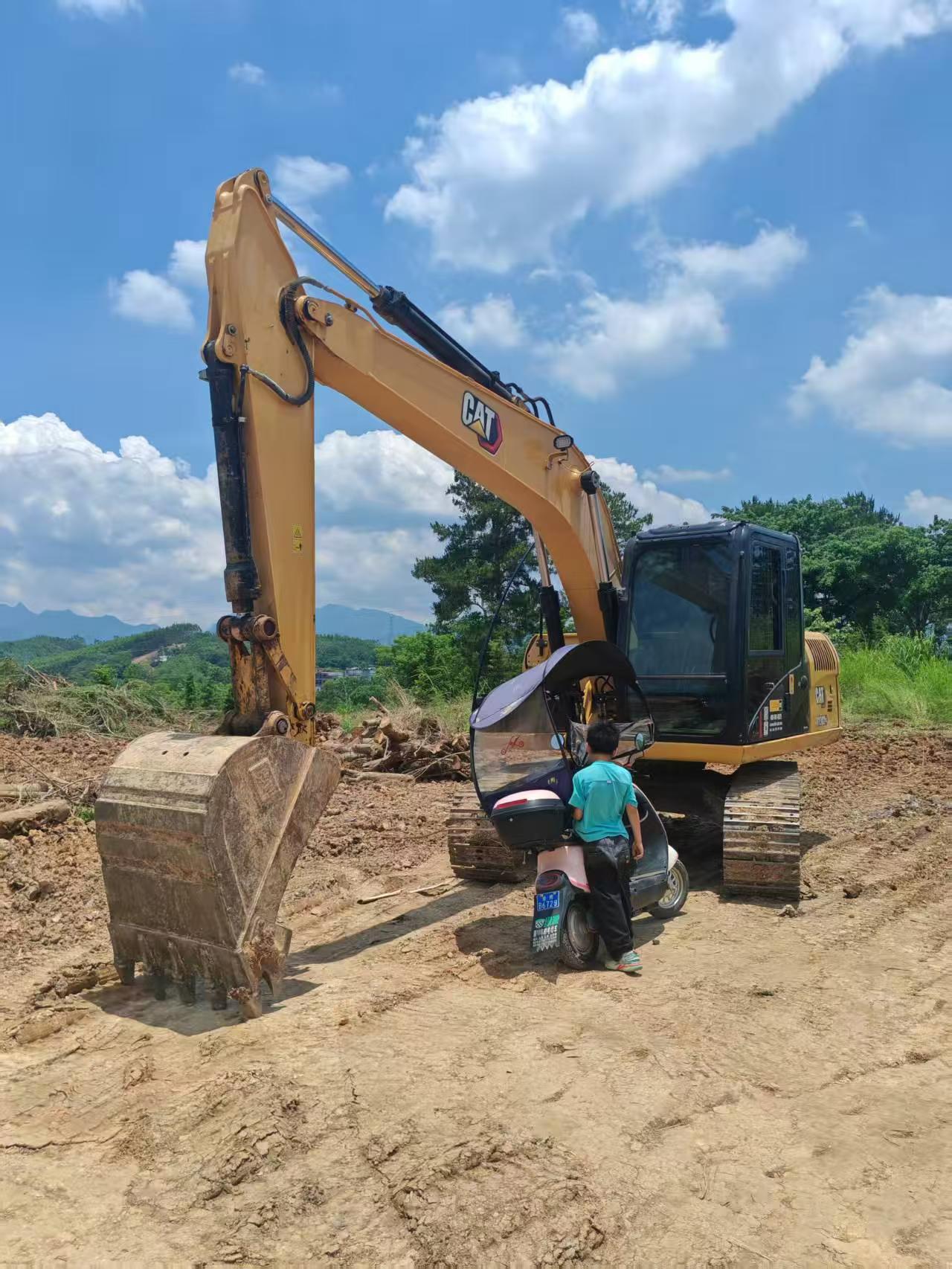 Buy Caterpillar 313D Used Excavator / 2