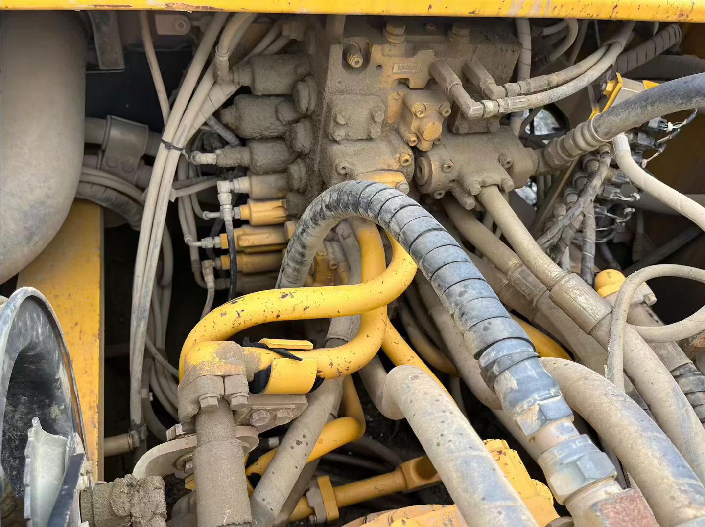 Buy Komatsu PC360-7 Used Excavator / 2