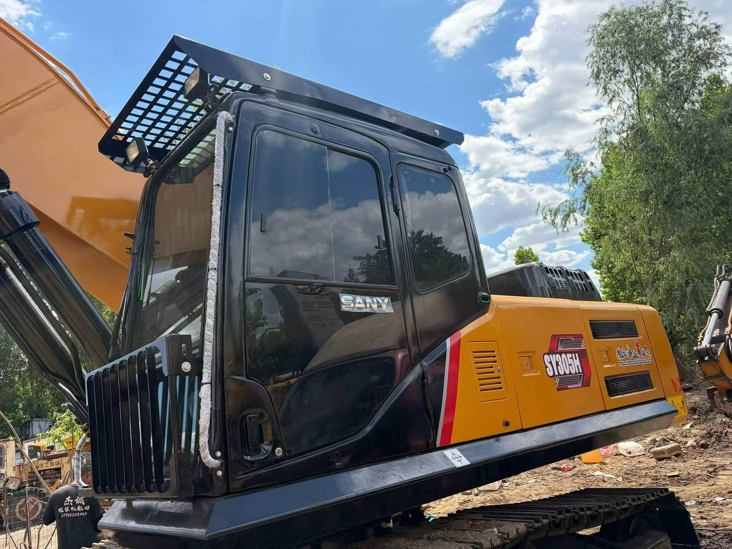 Buy Sany SY305C Used Excavator / 2