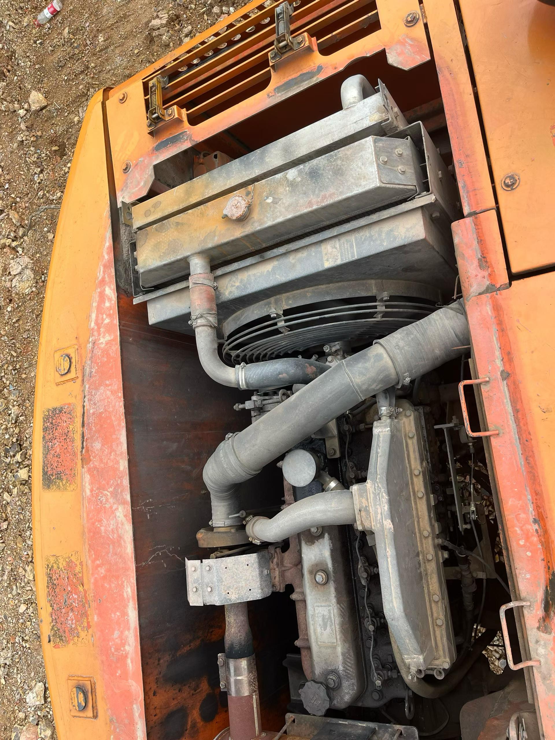 Buy Doosan DH225-7 Used Excavator / 4
