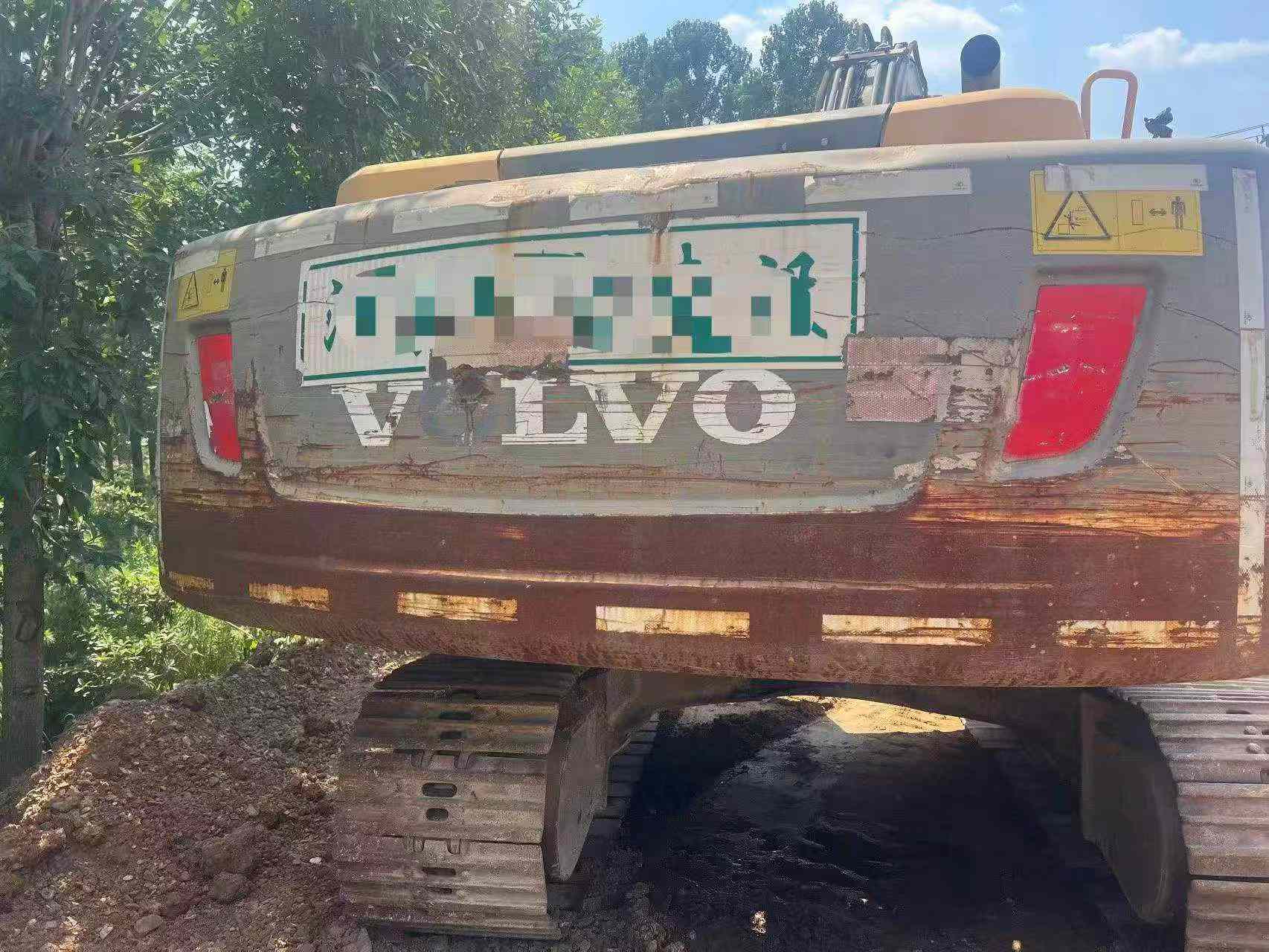 Buy Volvo L220E Used Excavator / 6