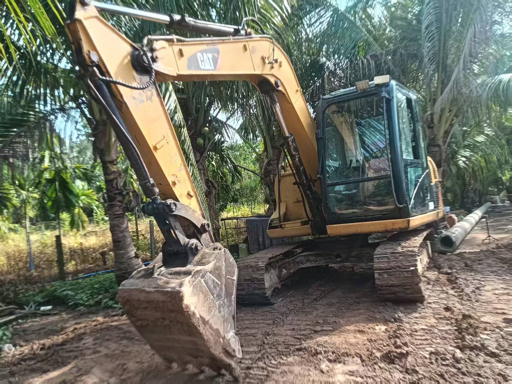 Buy Caterpillar 307B Used Excavator / 6
