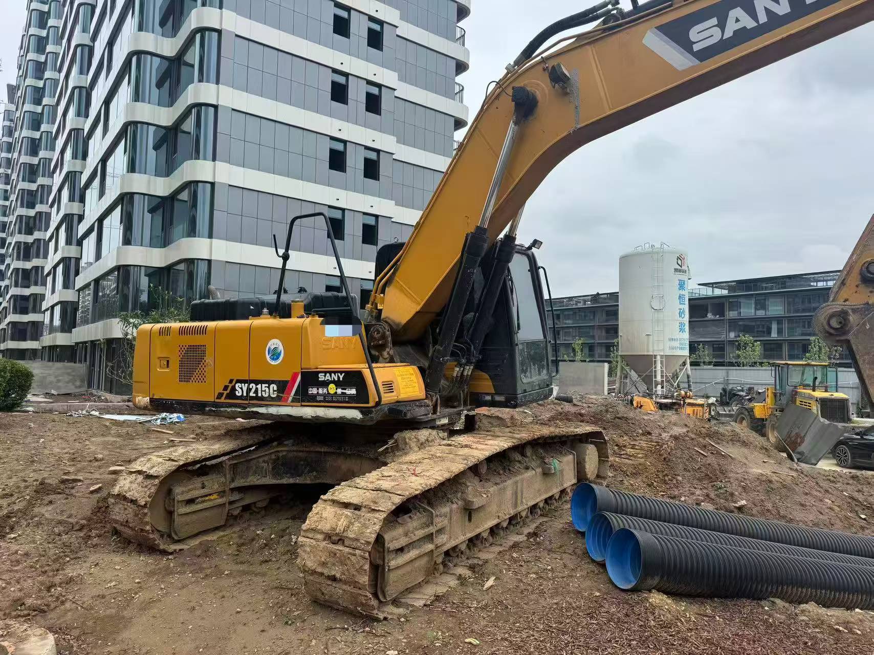 Buy Sany SY215C-8 Used Excavator / 4