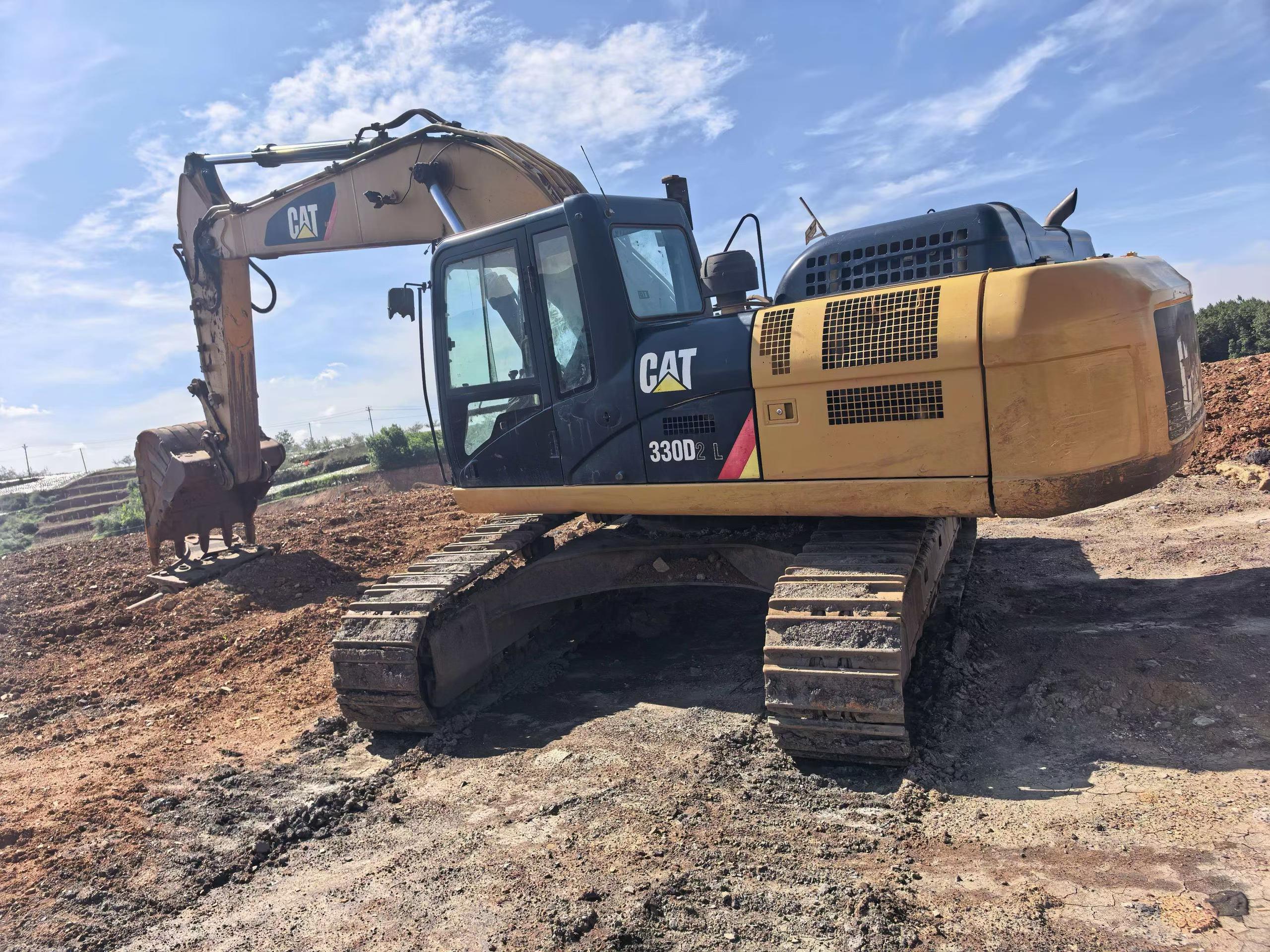 Buy Caterpillar 330B Used Excavator / 2